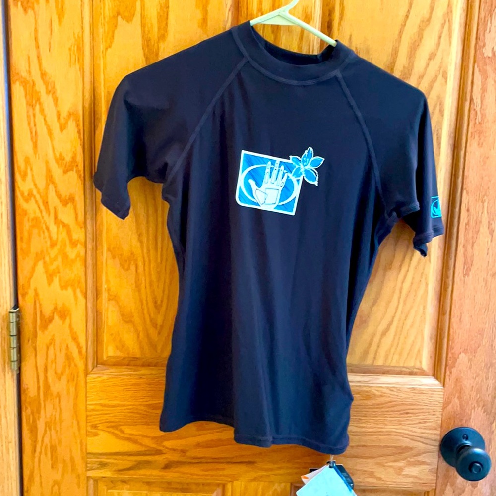 Woman’s rash guard